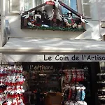 Le *